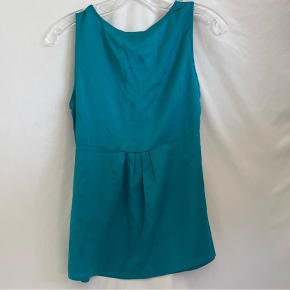 Ann Taylor Factory Green V-Neck Sleeveless Blouse Women's Size 4 - Picture 7 of 14